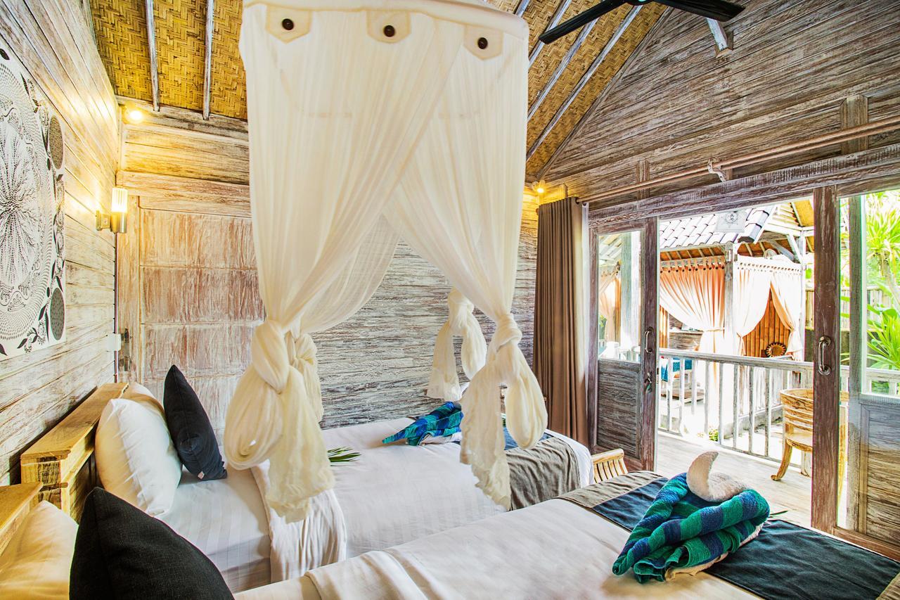 Готель The Syron Huts Lembongan Екстер'єр фото